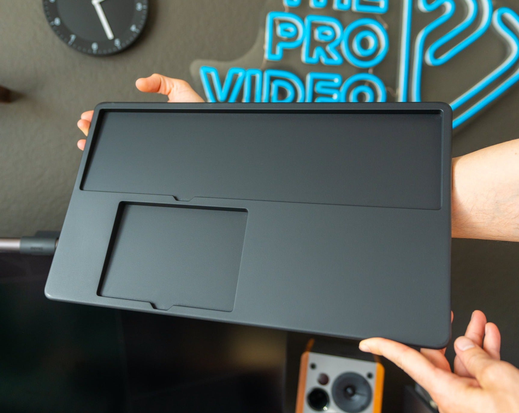 The Pro Magic Keyboard and Trackpad Tray – The Pro video Shop